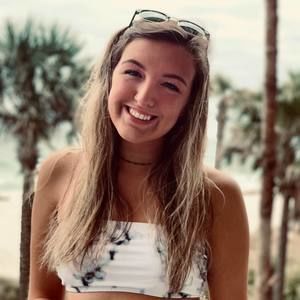 Meet your Posher, Micayla